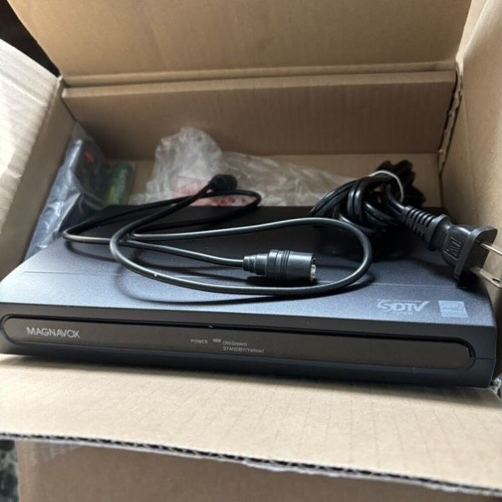 Magnavox TB100MW9 DVD Digital To Analog Converter